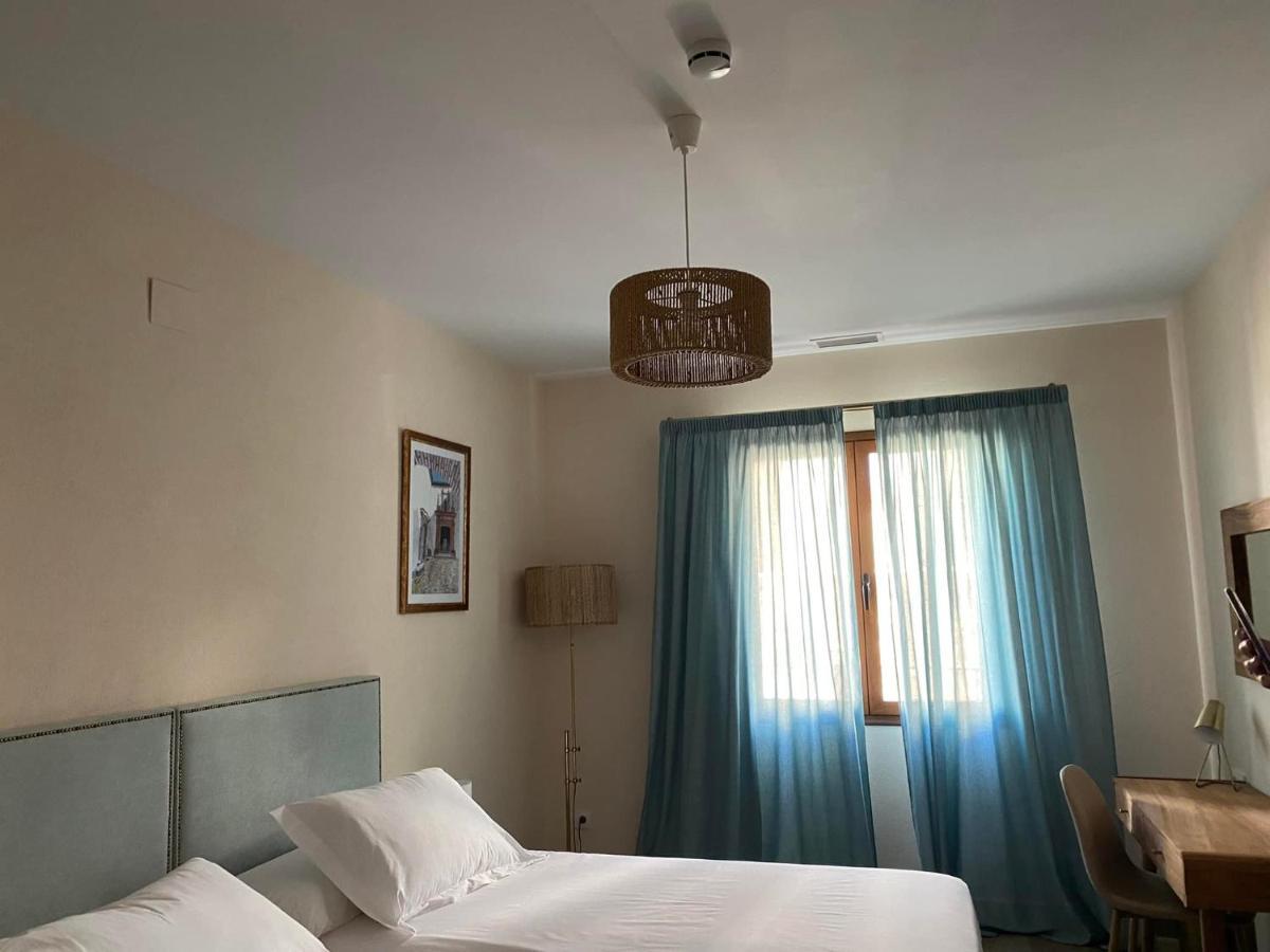 Hotel Palacio Conde Del Alamo Aroche Dış mekan fotoğraf